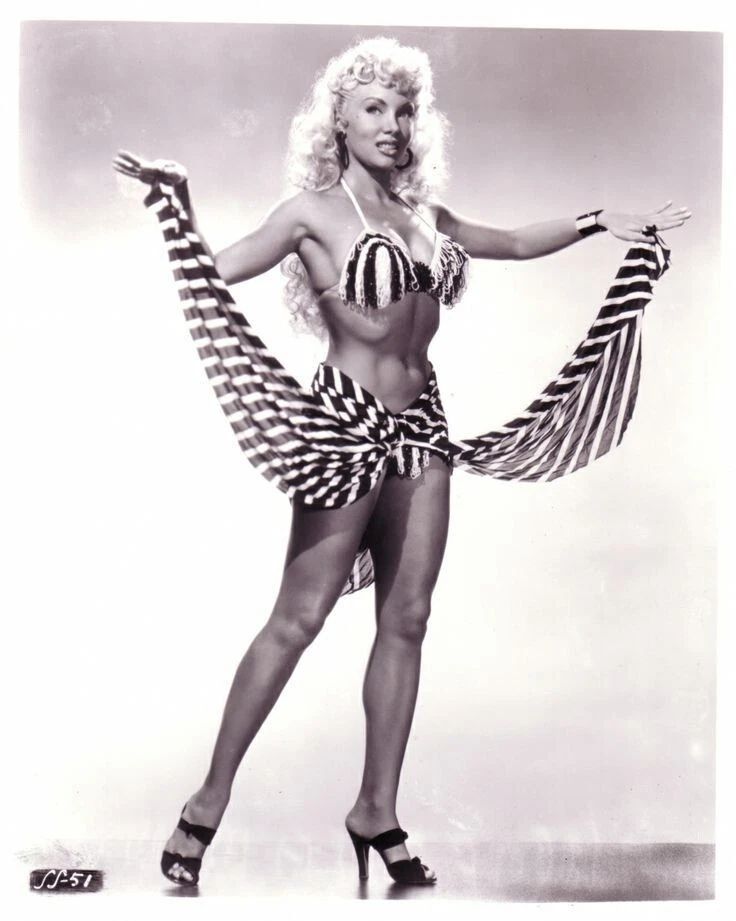 Burlesque Dancer Lilly Christine Pin Up Picture Promo Magnet Magnet