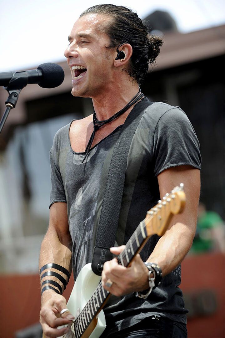 Bush Gavin Rossdale Live On His Back Print Keychain