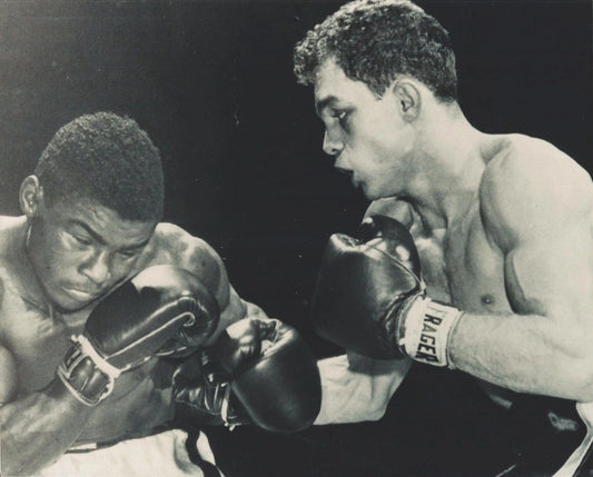 Carlos Ortiz Magnet Boxing Picture Ring Action