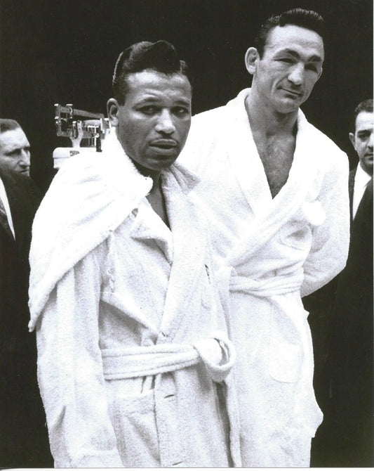 Carmen Basilio Vs Sugar Ray Robinson Photo Boxing Picture In Robes
