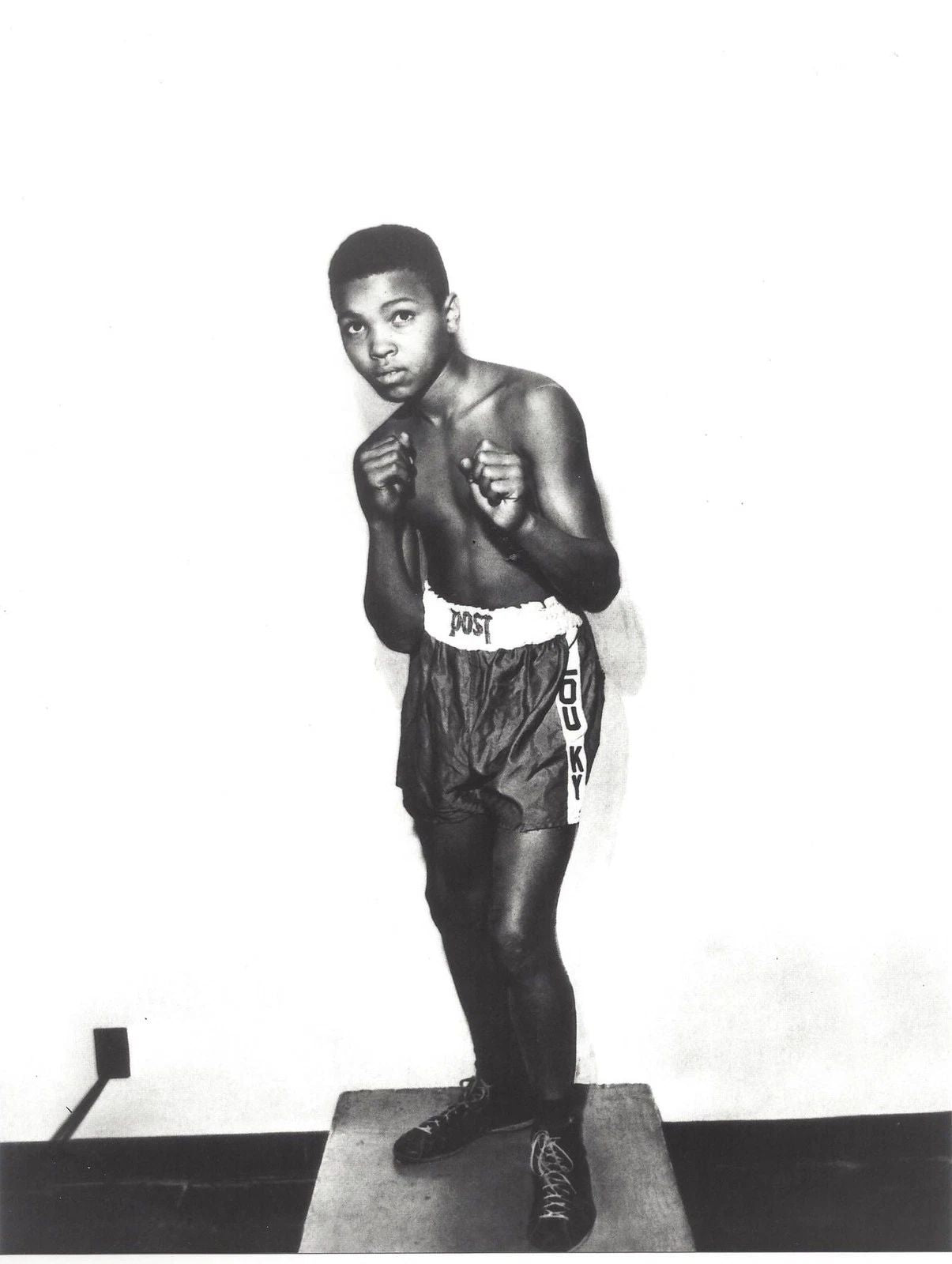 Cassius Clay Keychain Boxing Picture Young Boy Amateur