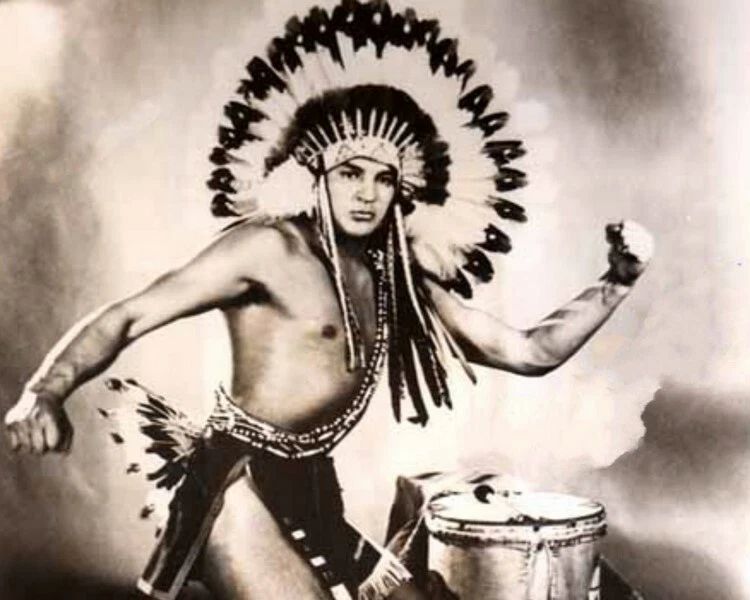 Chief Don Eagle Keychain Wrestling Picture Awa Dance