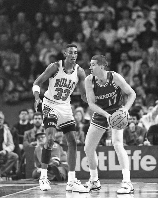 Chris Mullin Vs Scottie Pippen Glossy Photo Golden State Warriors Print