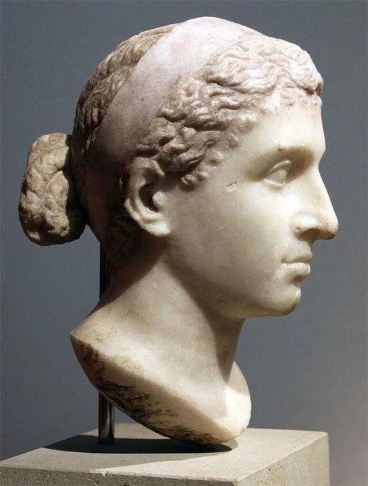 Cleopatra Bust Statue Vintage Retro Old Picture Poster Photo Print