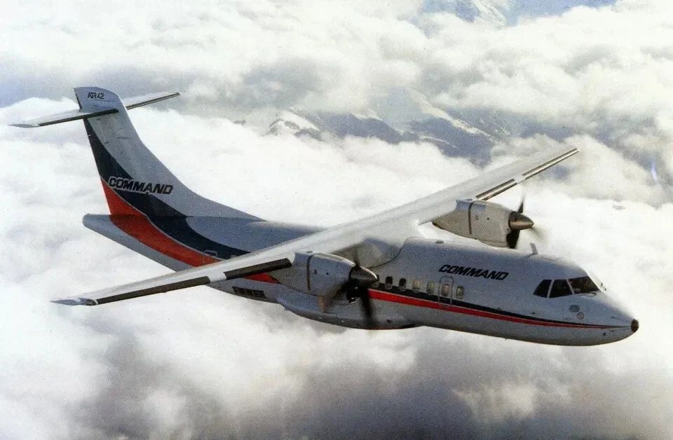Command Airlines Atr 42 Airplane Aircraft Vintage Retro Picture Photo