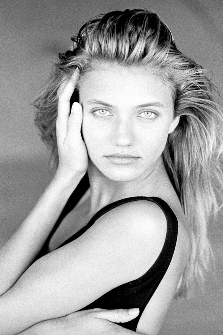 Cameron Diaz Model Fashion Actress Painting Keychain