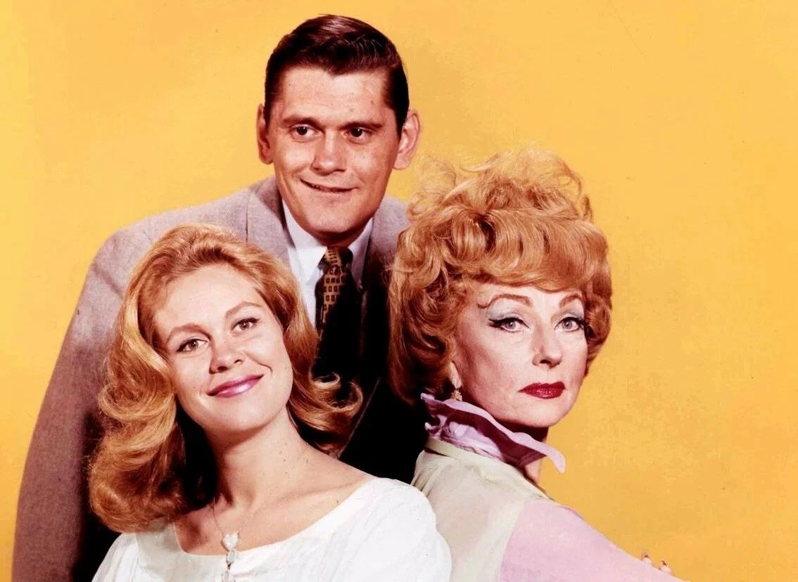 Cast Of Classic Tv Series Bewitched Picture Keychain Print