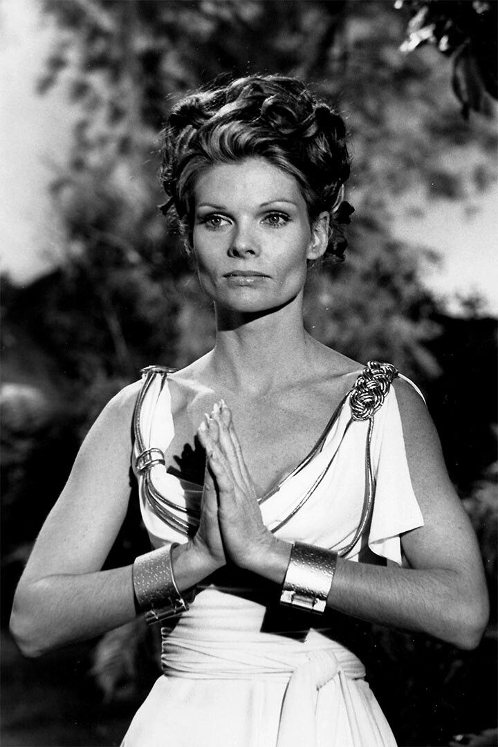 Cathy Lee Crosby Sexy Female Model Picture Jigsaw Puzzle