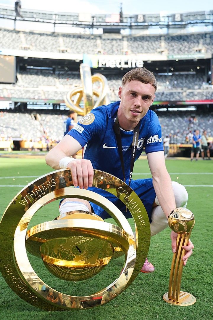 Chelsea Cole Palmer Champs Pose World Cup 2025 Soccer Fans Jigsaw Puzzle