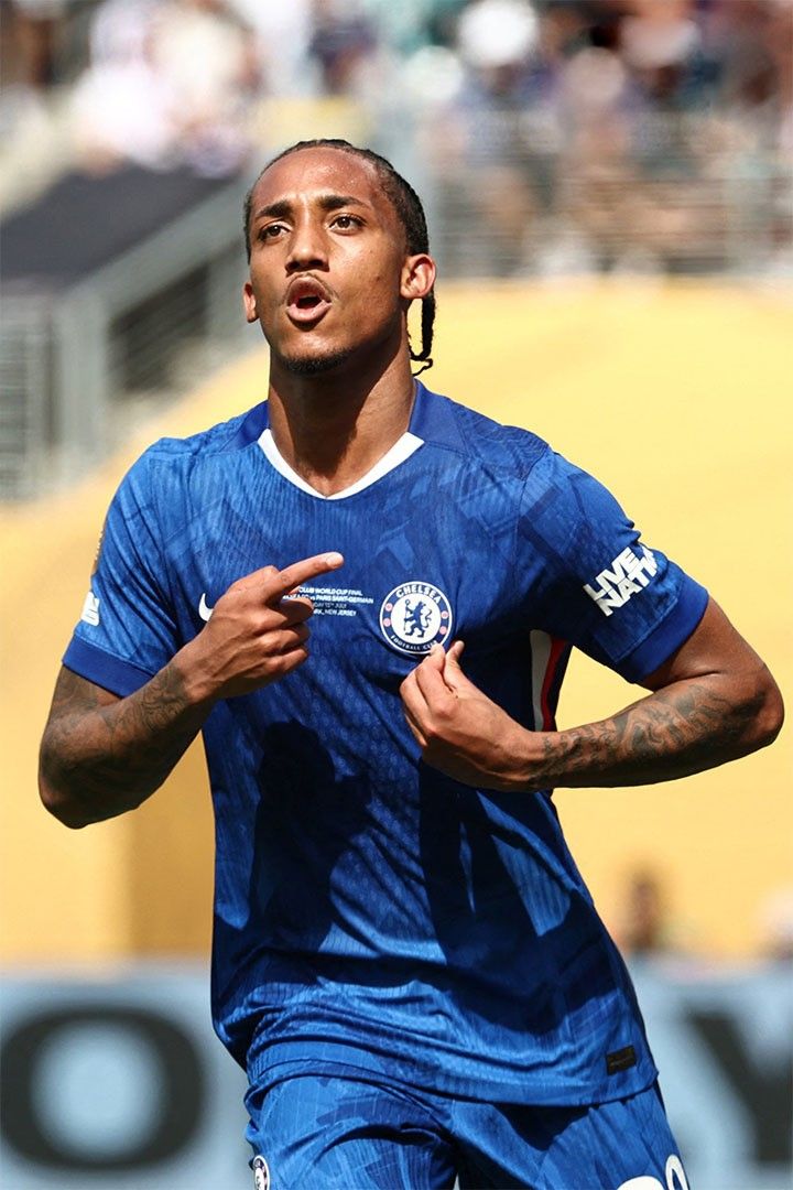 Chelsea Joao Pedro Goal Celebration World Cup 2025 Soccer Fans Jigsaw Puzzle