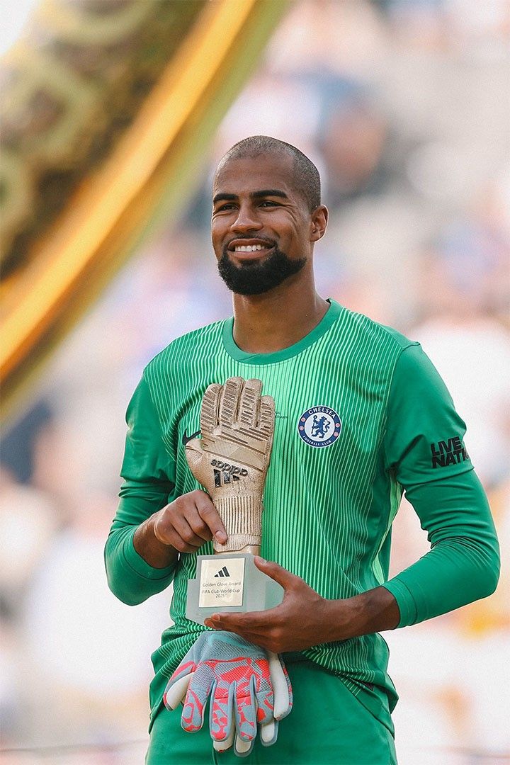 Chelsea Robert Sanchez Best Goalkeeper World Cup 2025 Soccer Jigsaw Puzzle