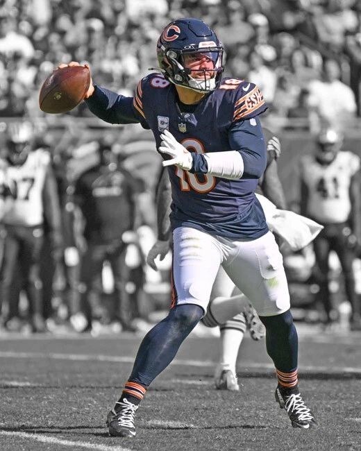 Chicago Bears Caleb Williams Glossy Magnet Spotlight Football Magnet 2