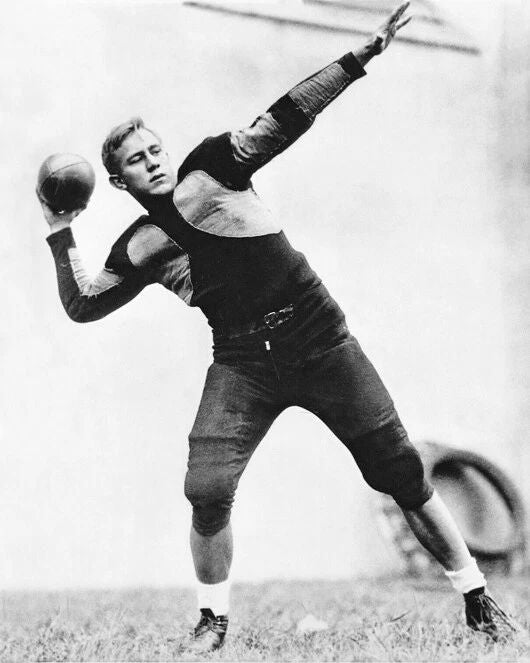 Chicago Maroons Jay Berwanger Glossy Magnet 1St Heisman Winner Magnet