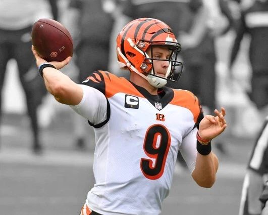 Cincinnati Bengals Joe Burrow Glossy Keychain Spotlight Print