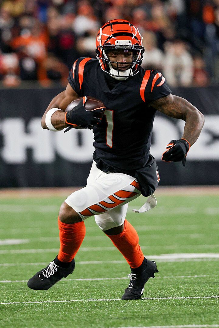Cincinnati Bengals Jamarr Chase Offensive Rookie Football Jigsaw Puzzle