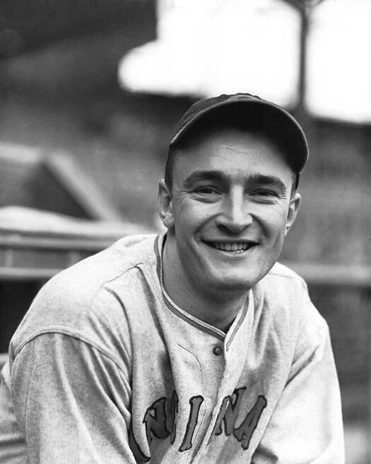 Cincinnati Reds Frank Mccormick Glossy Photo Portrait Print Poster Hof 58