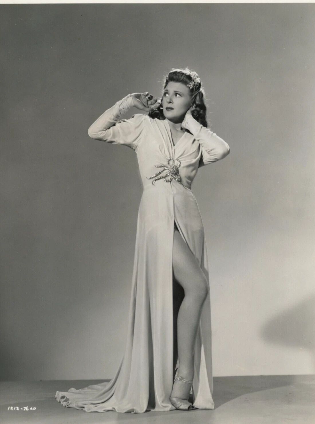 Classic 1940S Horror Movie Actress Evelyn Ankers Vintage Picture Keychain
