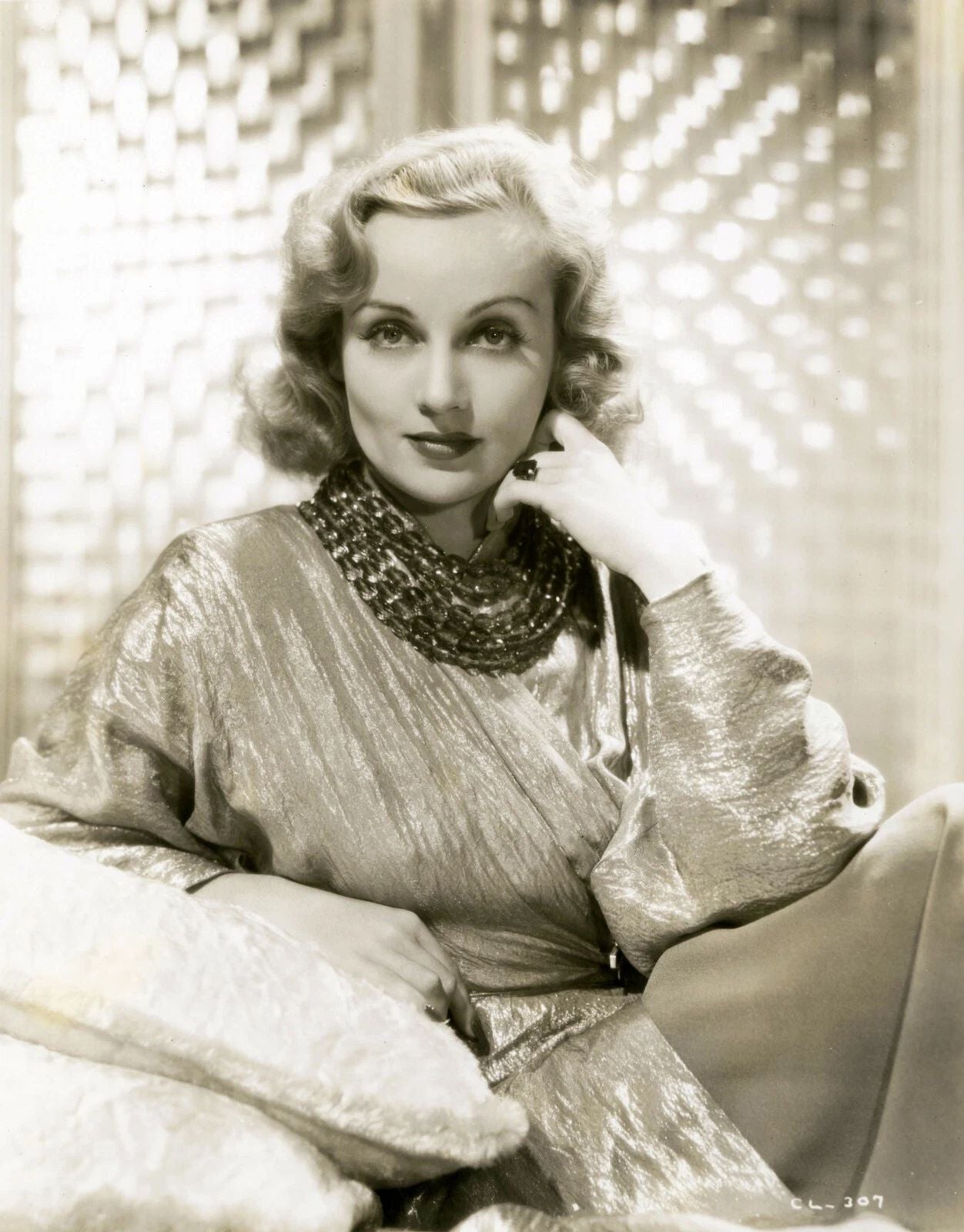 Classic Hollywood Cinema Actress Carole Lombard Keychain Picture Print