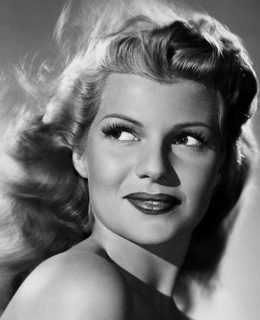 Classic Hollywood Movie Film Actress Rita Hayworth Picture Keychain