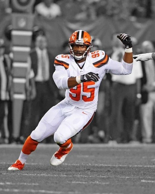 Cleveland Browns Myles Garrett Glossy Magnet Nfl Spotlight Print