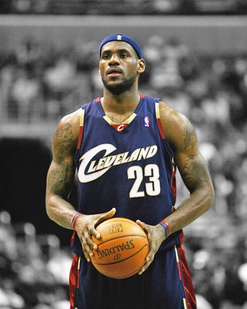 Cleveland Cavaliers Lebron James Glossy Keychain Spotlight Basketball Keychain 3
