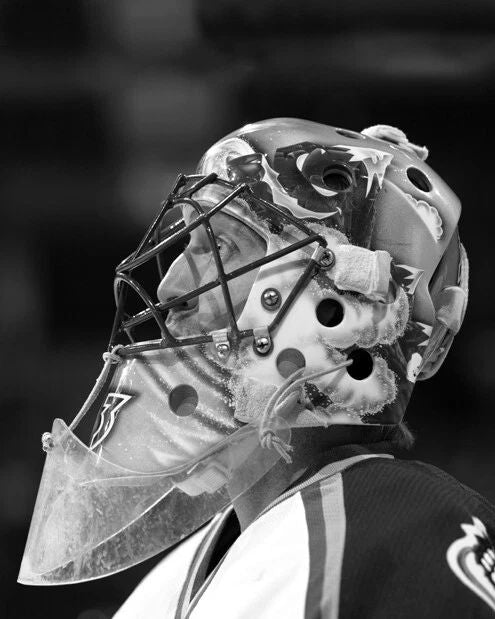 Colorado Avalanche Patrick Roy Glossy Hockey Photo Facemask Print Hof 2006