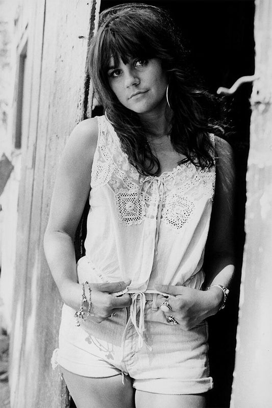 Country Rock Singer Linda Ronstadt Attractive Jigsaw Puzzle