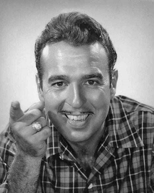 Country Singer Tennessee Ernie Ford Glossy Photo Gospel Pop Print Portrait