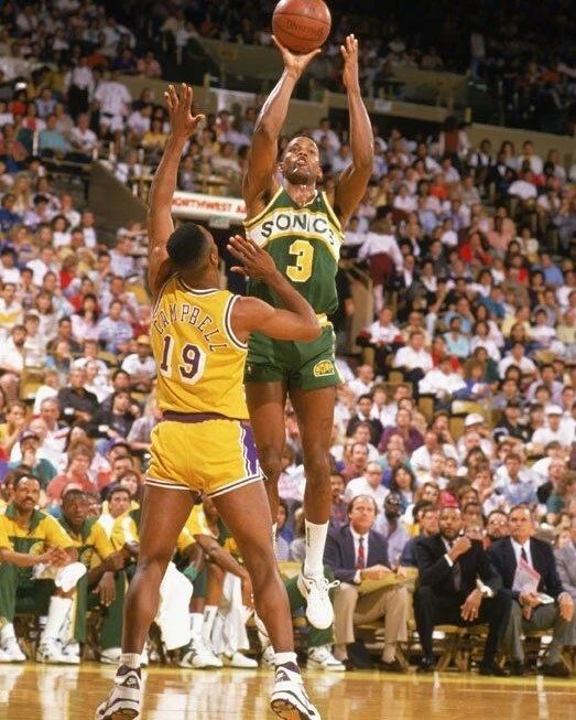 Dale Ellis Keychain Seattle Supersonics Sonics Basketball Nba