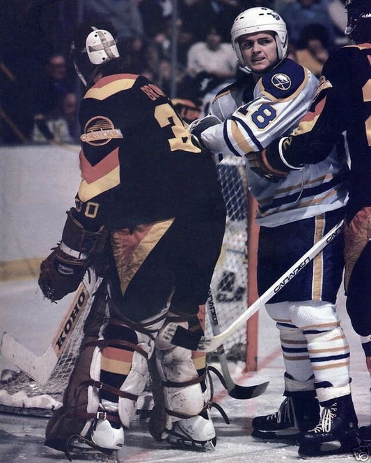 Danny Gare Magnet Hockey Buffalo Sabres Nhl Picture Action At Net