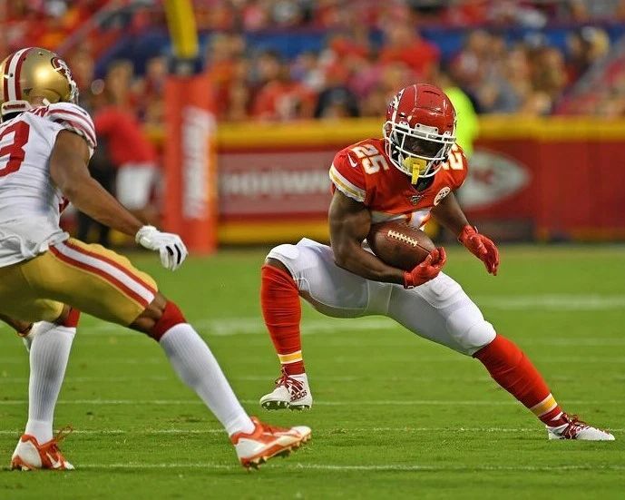 Darwin Thompson Photo Kansas City Chiefs Kc Picture Nfl Football Vs Niners