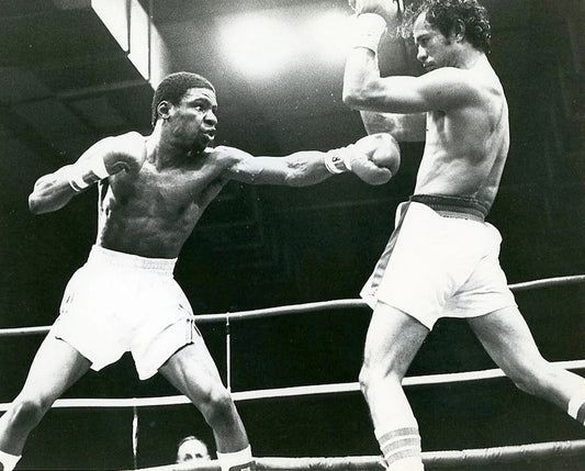 Davey Armstrong Magnet Boxing Picture Action