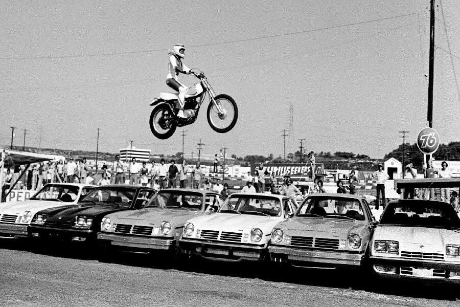 Debbie Lawler Magnet Picture 6 Car Jump Wide Border