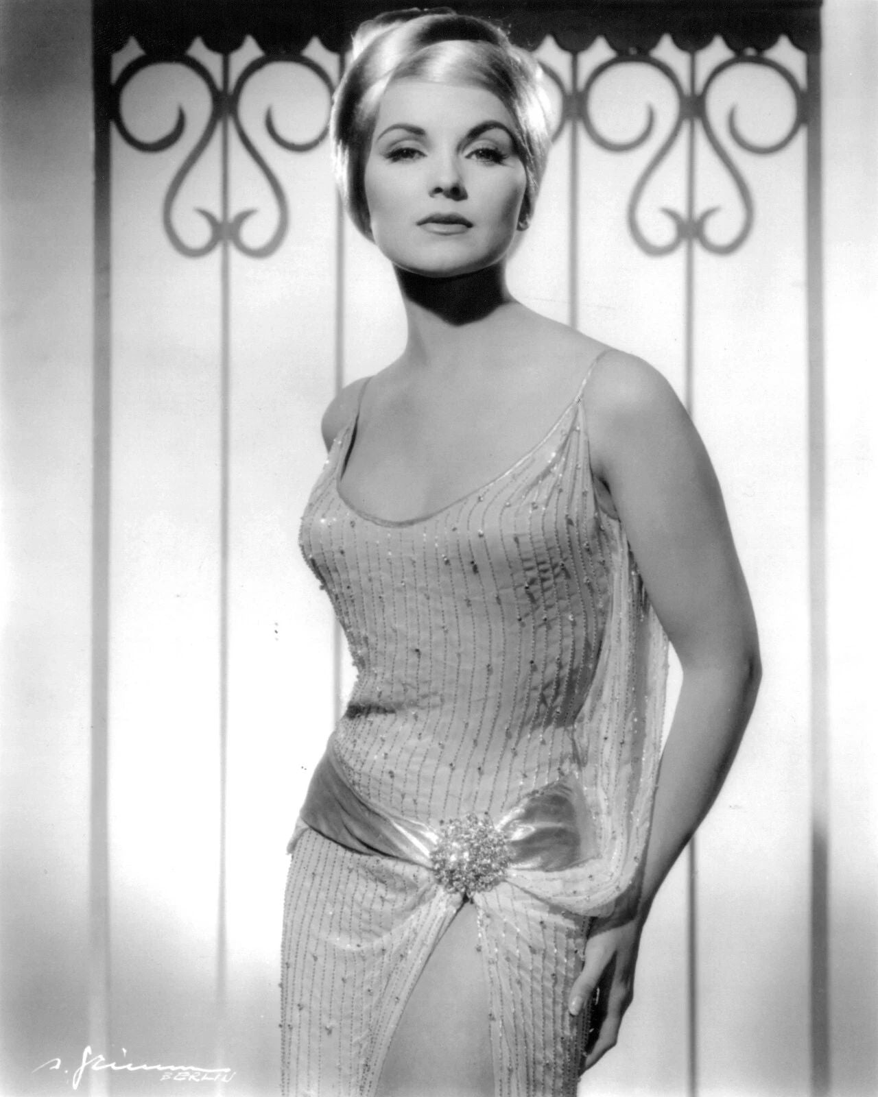 Debra Paget Classic Pin Up Picture Poster Publicity Photo Print