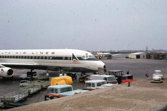 Delta Airline Dc 8 Plane Cincinnati Ohio Airport Retro Magnet Magnet