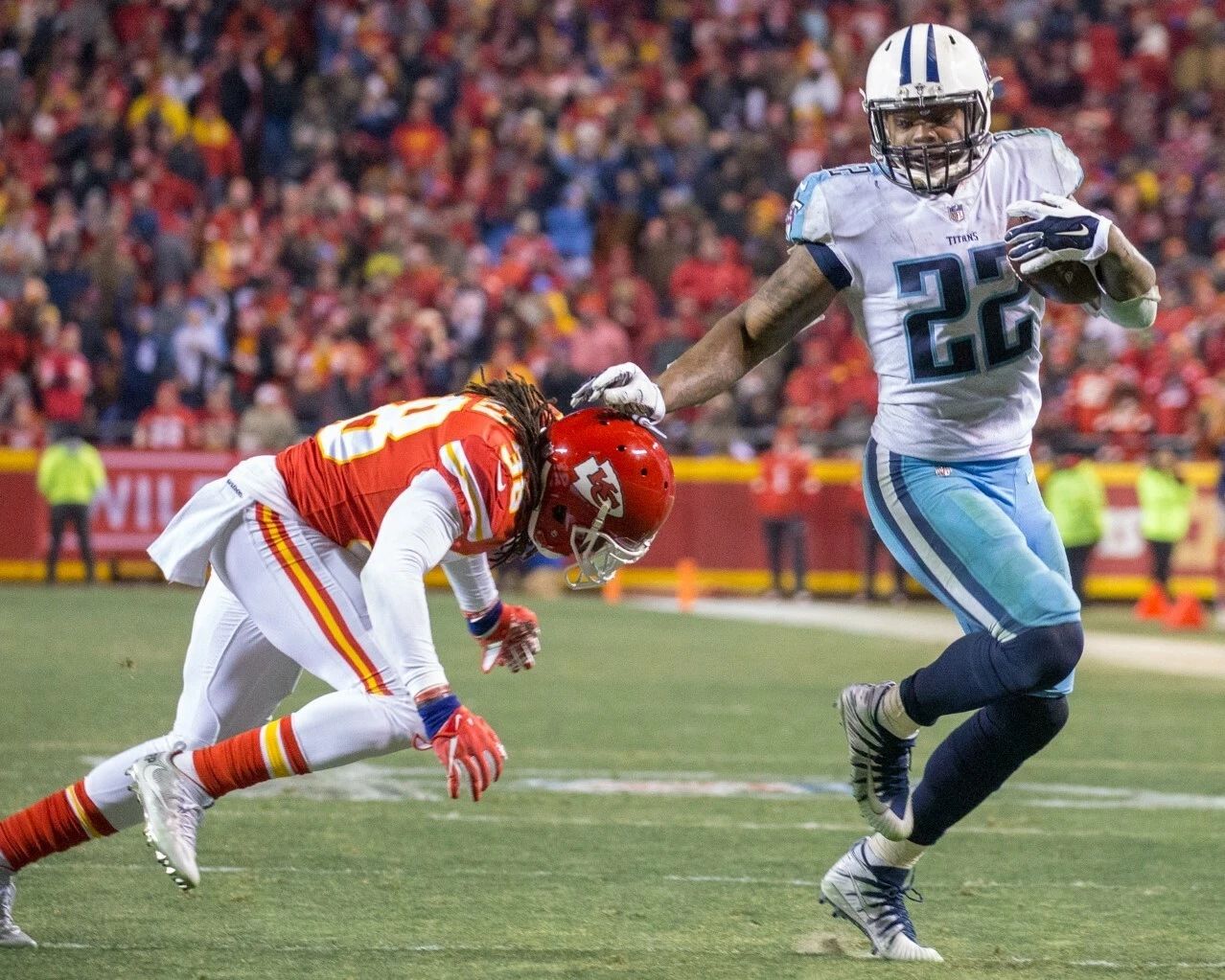 Derrick Henry Magnet Tennessee Titans Picture Nfl Football Vs Chiefs