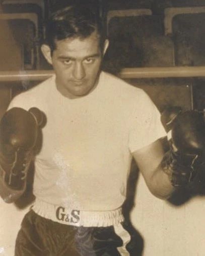 Dickie Diveronica Magnet Boxing Picture Dick Posed