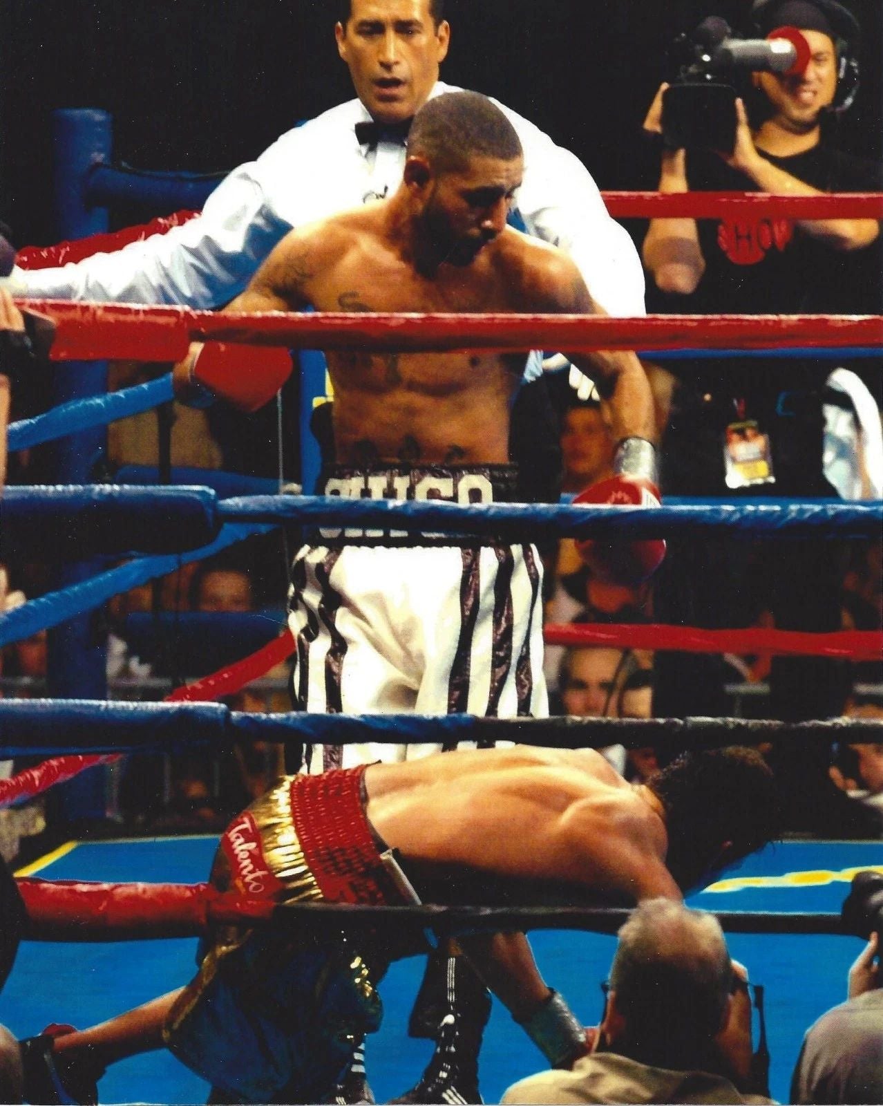 Diego Chico Corrales Photo Boxing Picture Knock Down