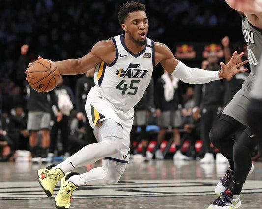 Donovan Mitchell Photo Utah Jazz Basketball Picture Nba With Ball