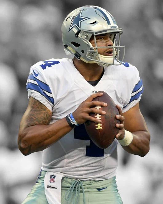 Dallas Cowboys Dak Prescott Glossy Keychain Football Print Spotlight Keychain
