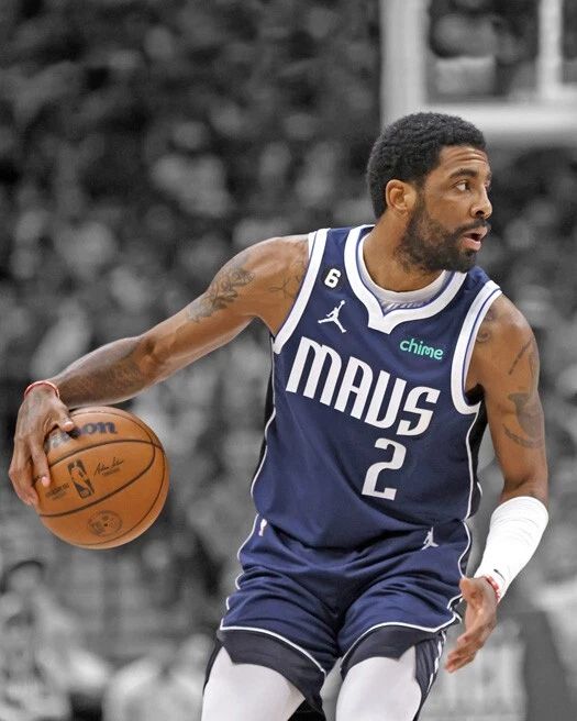 Dallas Mavericks Kyrie Irving Glossy Spotlight Keychain Basketball Print