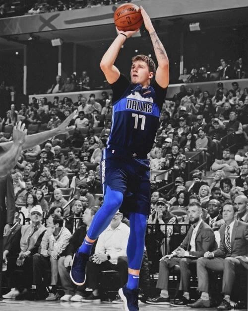 Dallas Mavericks Luka Doncic Glossy Magnet Basketball Spotlight Print 1