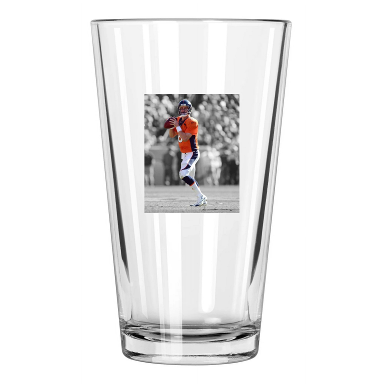 Denver Broncos Peyton Manning Photo Football Spotlight Pint Beer Drinking Glass