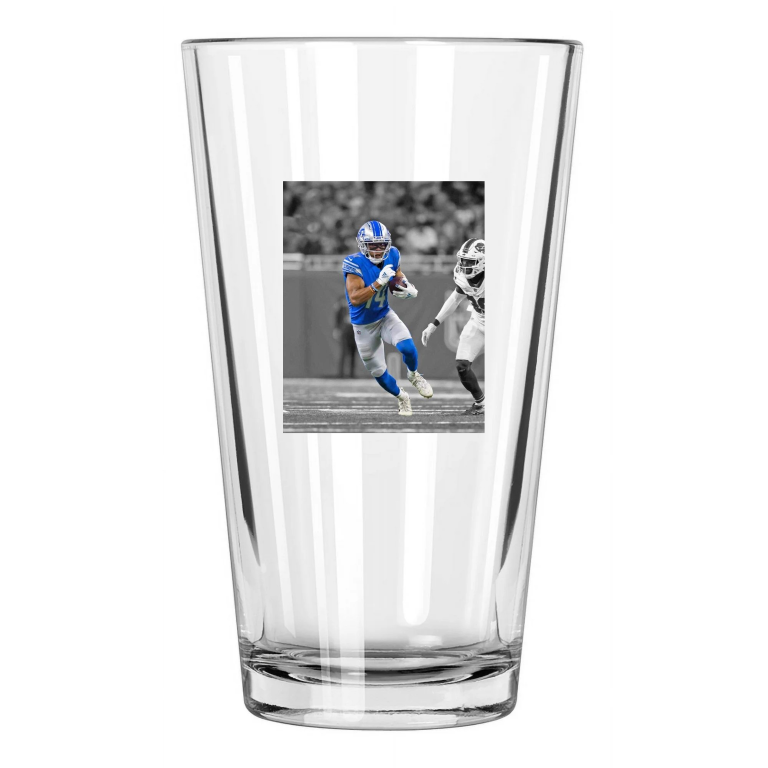 Detroit Lions Amon Ra St Brown Photo Spotlight Football Pint Beer Drinking Glass