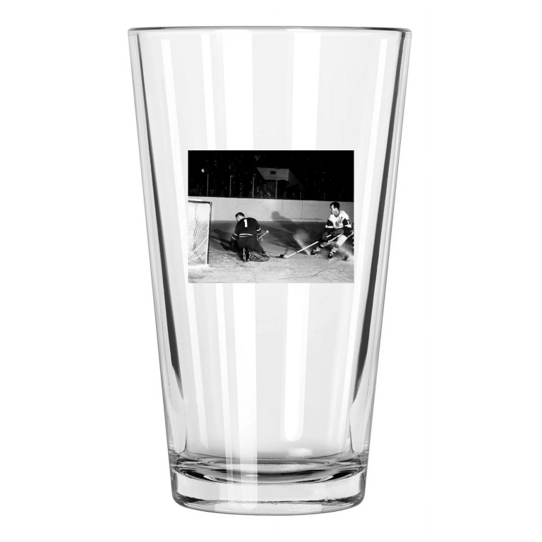 Detroit Red Wings Gordie Howe Photo Scoring Hockey Pint Beer Drinking Glass