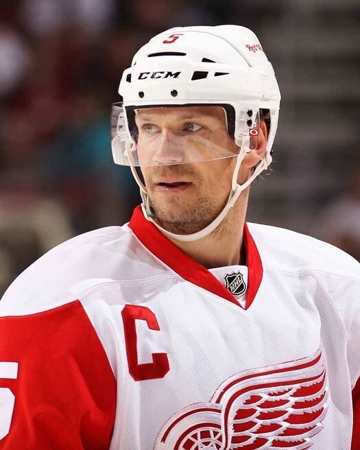 Detroit Red Wings Nicklas Lidstrom Glossy Magnet Nhl Hockey Print 1