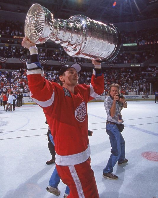 Detroit Red Wings Sergei Fedorov Glossy Keychain 1997 Stanley Cup Keychain