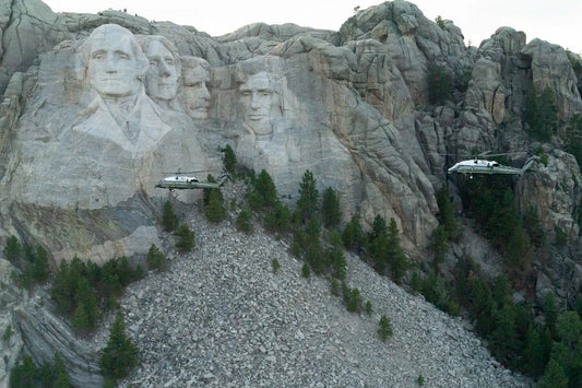 Donald Trump On Marine One Mount Rushmore Fly By Magnet Picture 8 X 10 Reprint