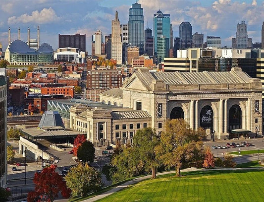 Downtown Kansas City Missouri Liberty Memorial & Union Station Picture Magnet