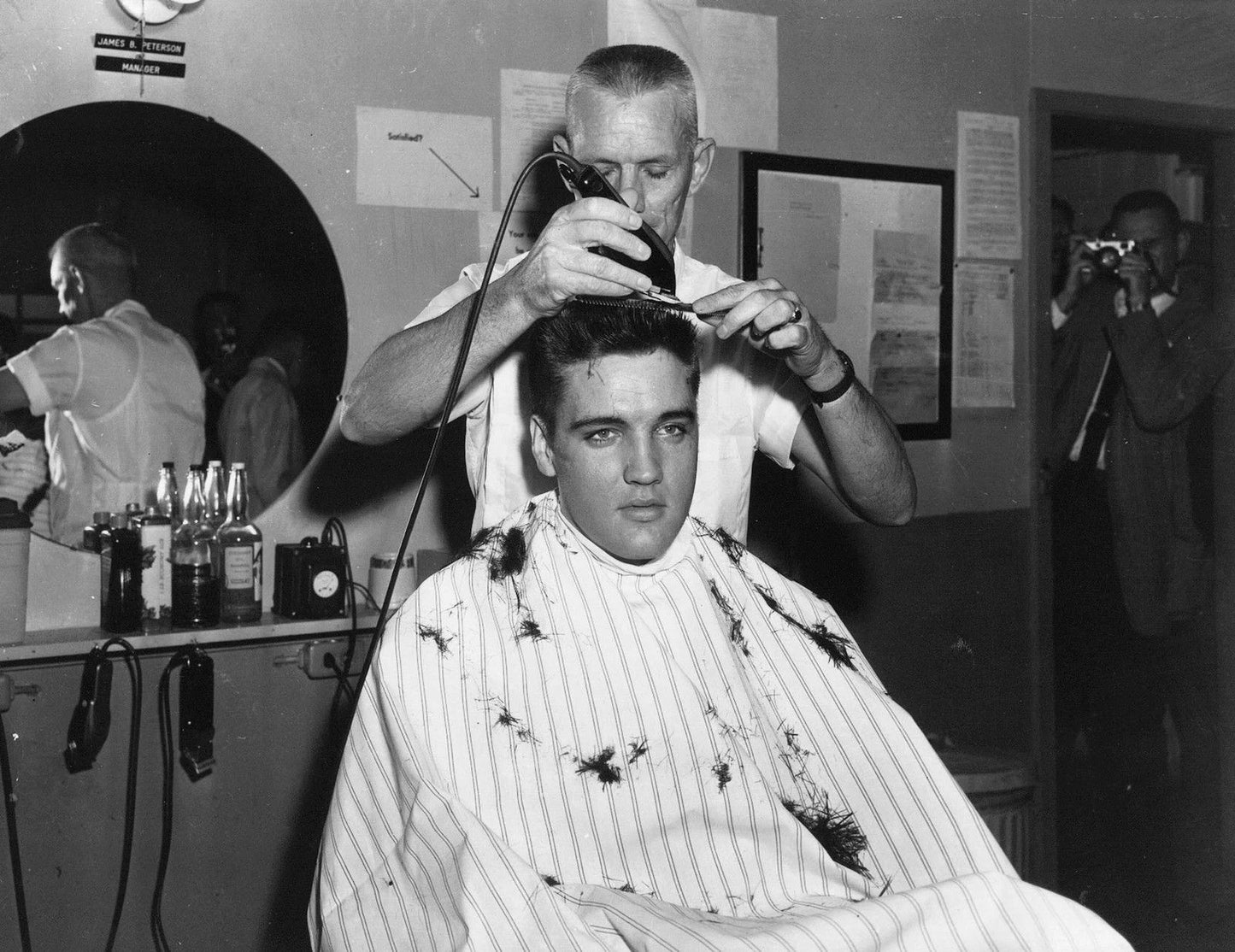 Elvis Presley Keychain Music Pop Rock & Roll In Picture Army Hair Cut